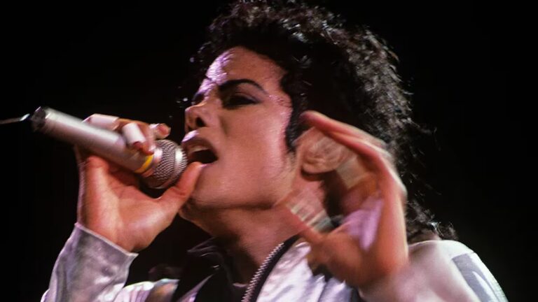 La polémica biopic de Michael Jackson, rodeada de controversia y retrasos