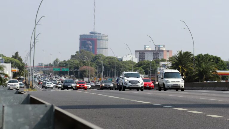 Cuáles son los cuatro modelos de autos que más circulan por las calles argentinas