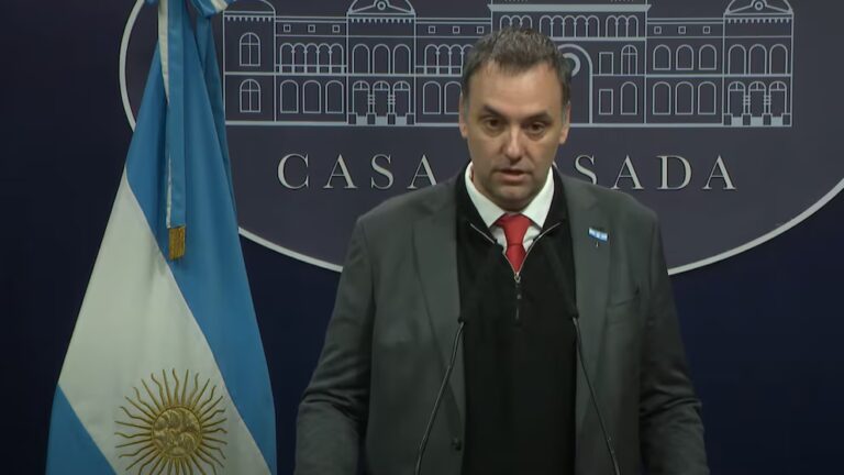 El Gobierno obligará a los clubes de barrio a revalidar su inscripción para seguir accediendo a subsidios en luz y gas