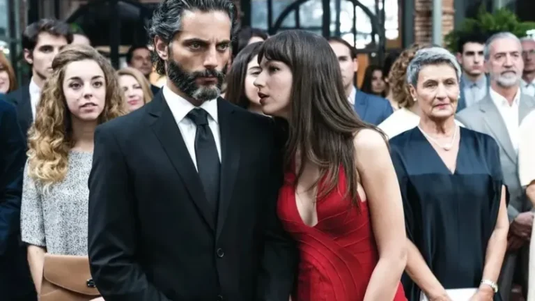 Nexflix: Úrsula Corberó y Joaquín Furriel brillan en la película más romántica