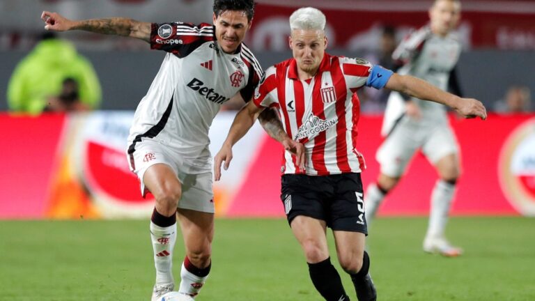 Flamengo elimino a Estudiantes de la Plata por penales