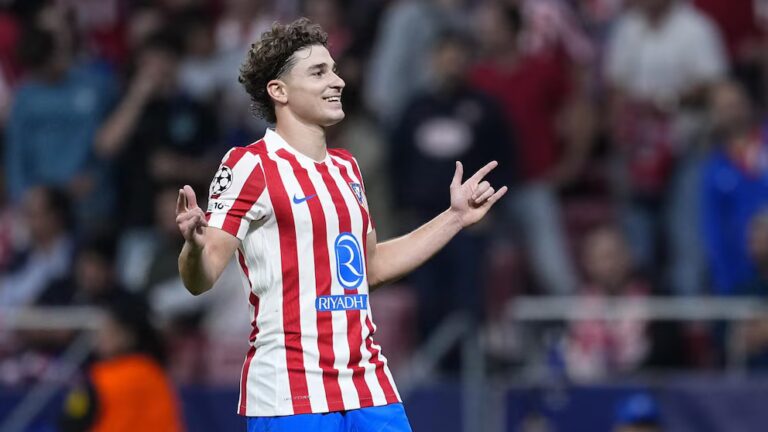 La impactante cifra de Julián Álvarez en el Atlético de Madrid: superó los goles que anotó en el City con 1000 minutos menos de juego